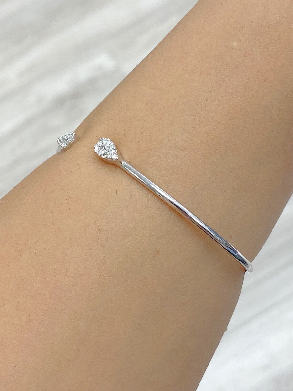 0.40CTW Natural Round Diamond Women's Bangle Cuff Bracelet 14K White Gold