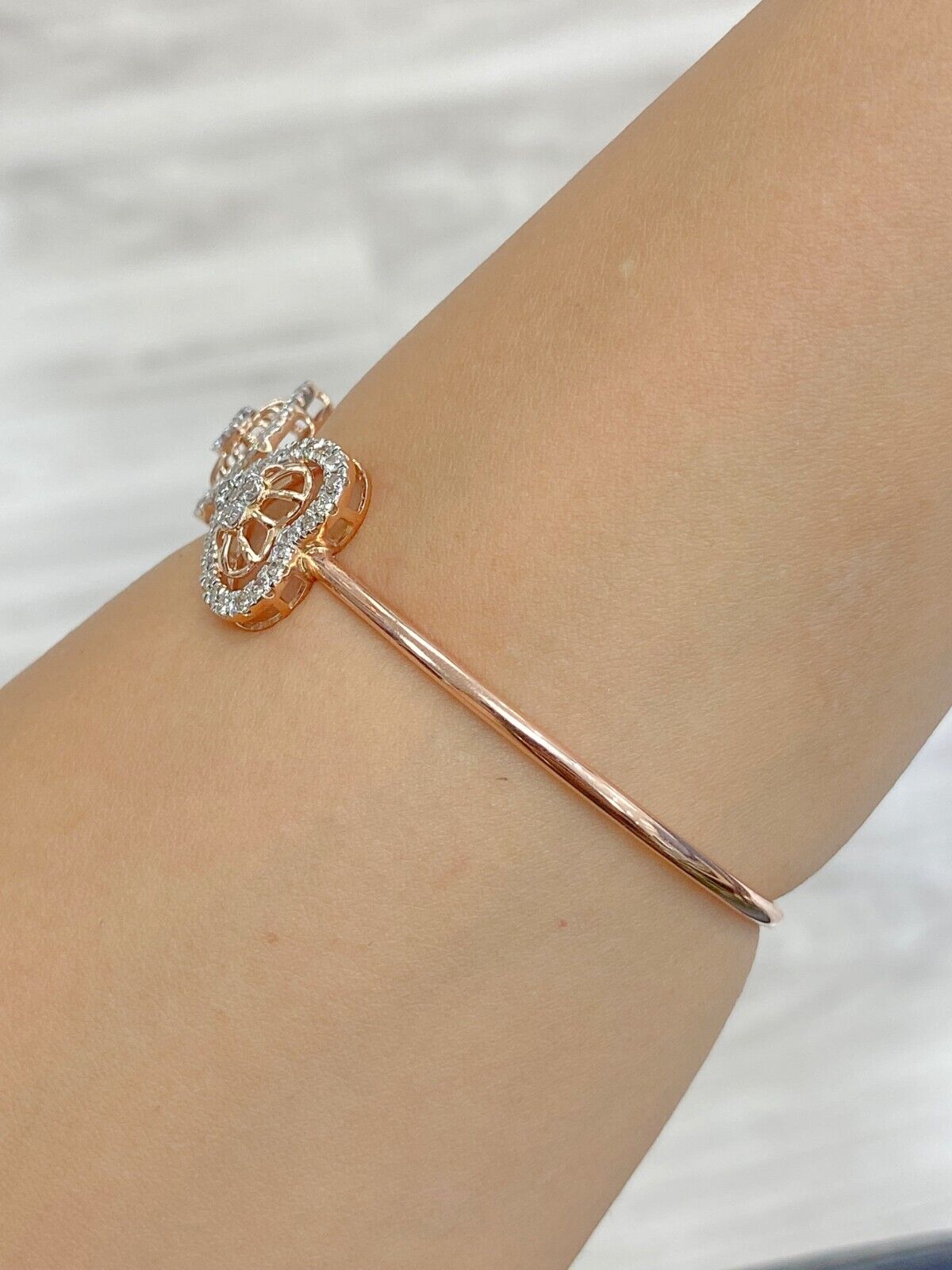 1.10CTW Natural Round Diamond Heart Bangle Cuff Bracelet 14KT