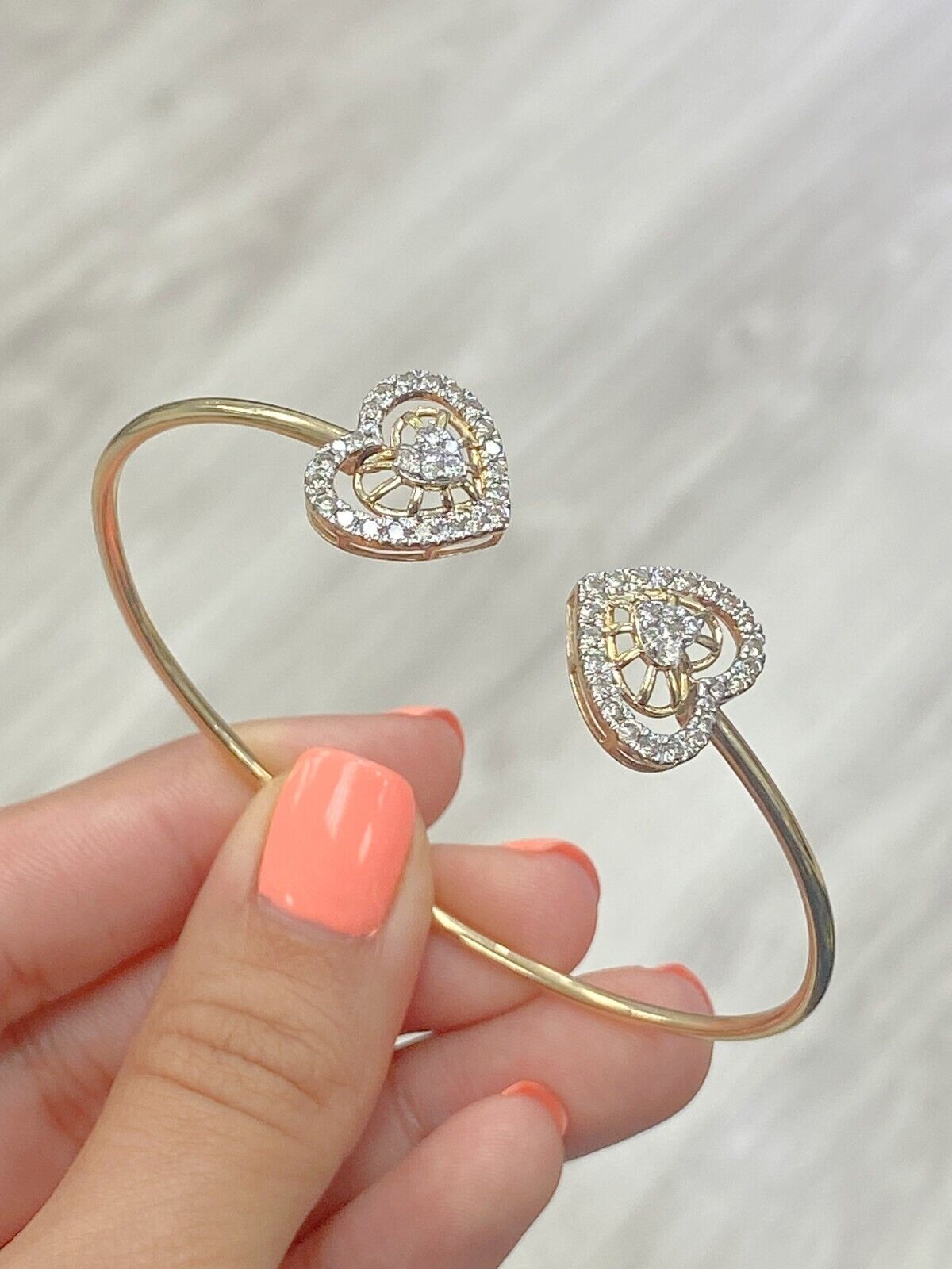 1.10CTW Natural Round Diamond Heart Bangle Cuff Bracelet 14KT