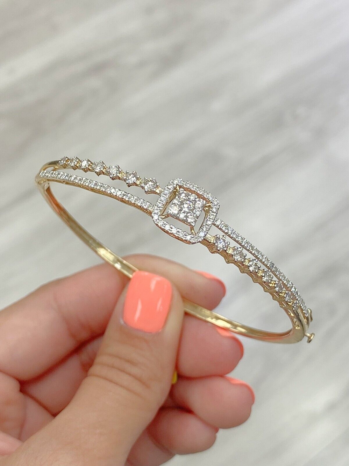 1.40CTW Natural Genuine Round Diamond Women's Bangle Bracelet 14KT Gold