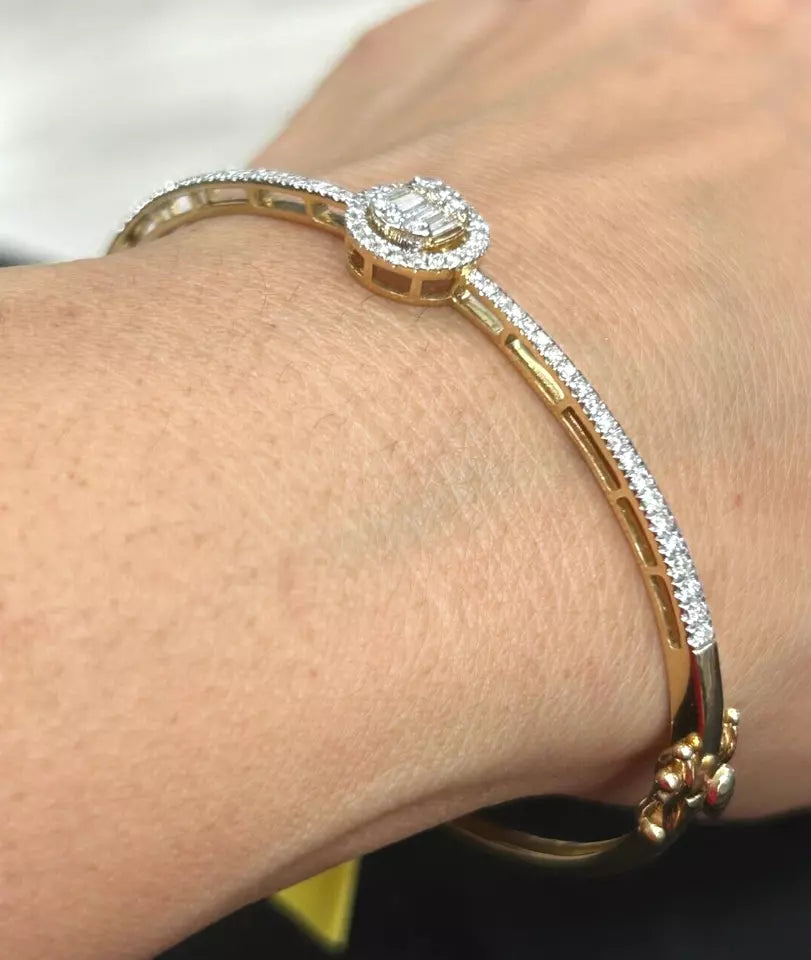 0.75CTW Natural Round Baguettes Diamond ladies Bangle 14K Gold